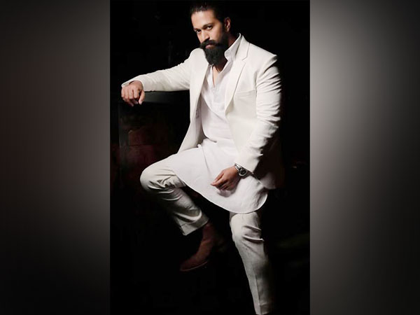 Actor Yash (image source: Instagram)