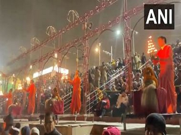 Visuals of last Saryu aarti of 2024 performed in Ayodhya. (Photo/ANI)
