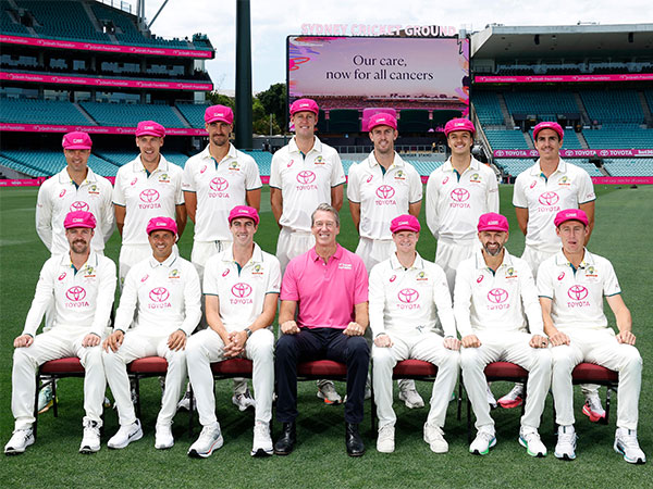 Glenn McGrath with team Australia (Photo: @ICC/X)