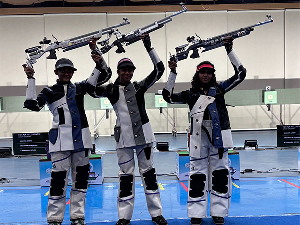 Meghana Sajjanar, Ananya Naidu (Centre), R Narmada Nithin at 67th National Shooting Championship Competitions (Image: NRAI)