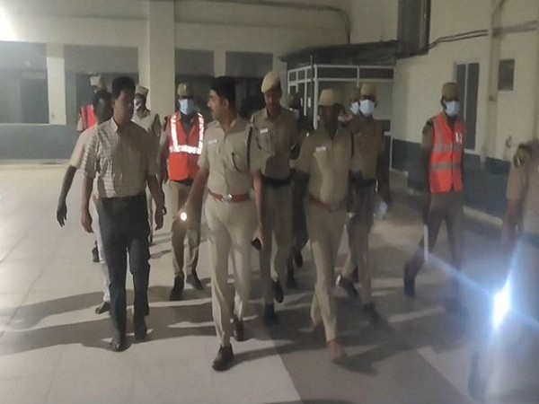 Police and rescue team at the spot (Photo/ANI)