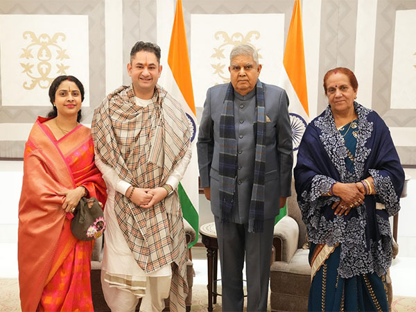 A Landmark in Spiritual History: Shri Pundrik Goswami Ji Leads the Bhagwat Katha at India’s Pinnacle