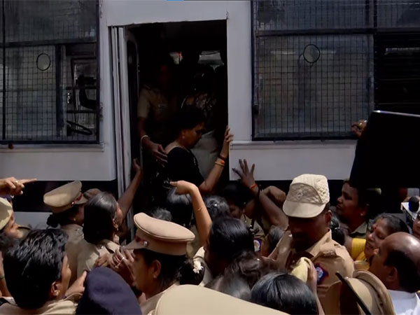 Police detains BJP protestors (Photo/ANI)