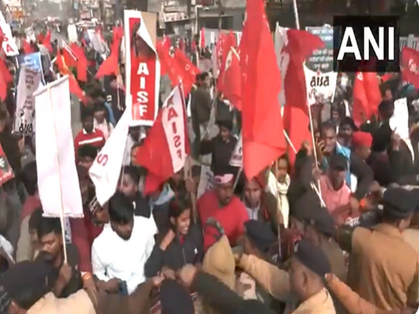AISA protest demanding cancellation of BPSC exam (Photo/ANI)