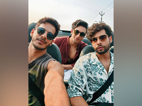 Siddhant Chaturvedi with Ishaan Khatter and Vedang Raina (Image source: Instagram/@