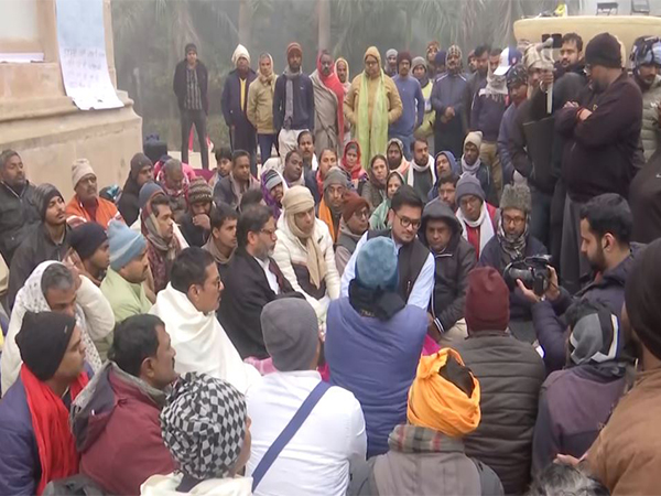 Visuals from the protest by Prashant Kishor (Photo/ANI)