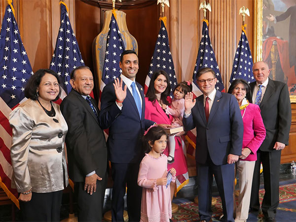Suhas Subramanyam sworn into US Congress (Photo: @RepSuhas)