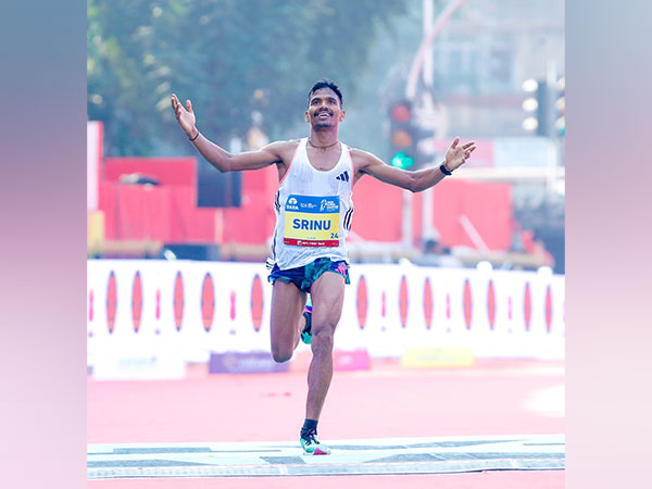 India's marathoner Srinu Bugatha (Image: Mumbai Marathon)