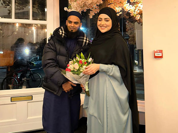 Sana Khan and Anas Saiyad (Image source: Instagram/@sanakhaan21)