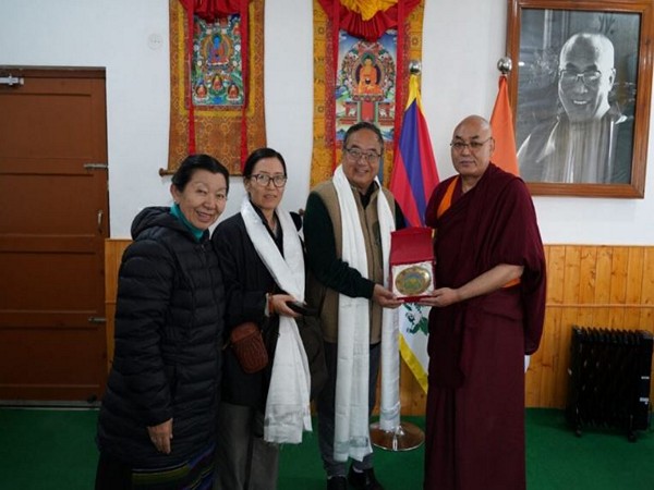 Gyalo visits Tibetan Parliament, meets Speaker and Deputy Speaker (Image/CTA)