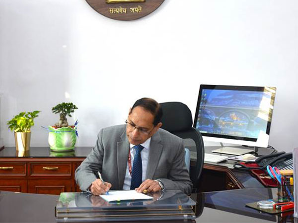 Tuhin Kanta Pandey formally takes charge as Revenue Secretary (Image: PIB)