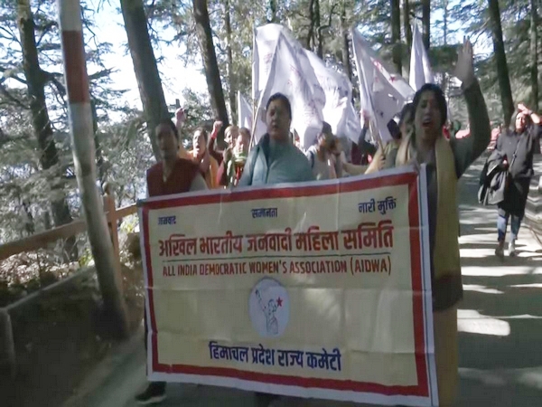Women protest against inflation in Himachal Pradesh. (Photo/ANI)