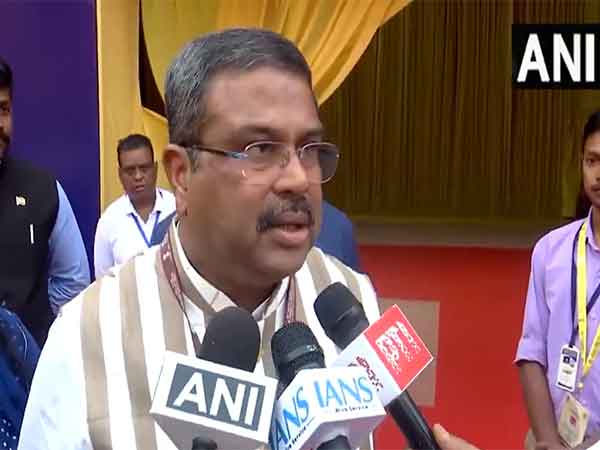 Union Minister Dharmendra Pradhan addresses the final session of the 18th Pravasi Bharatiya Divas in Bhubaneswar (Photo: ANI)