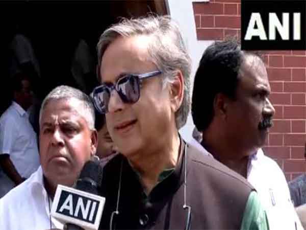 Congress MP Shashi Tharoor (Photo/ANI)
