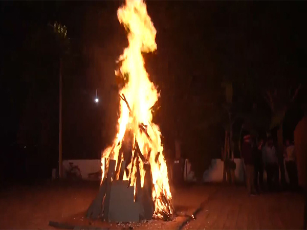 India celebrates Lohri (Photo/ANI)