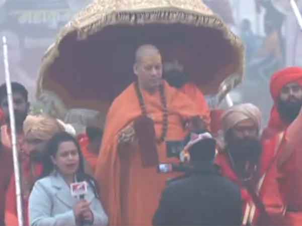 Swami Kailashanand Giri arrives for Amrit Snan (Photo/ANI)
