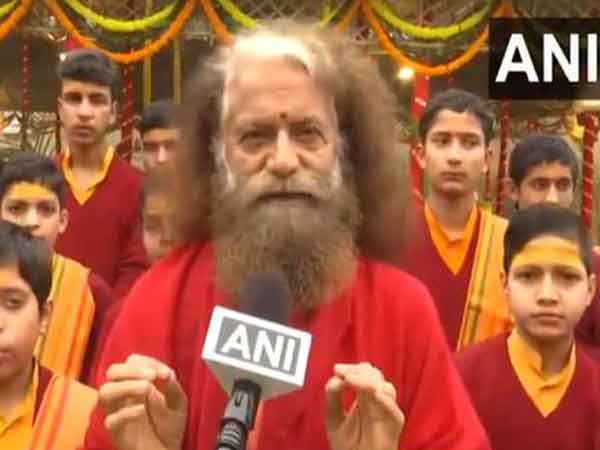 Chidanand Saraswati, the spiritual head of the Rishikesh-based Parmarth Niketan Ashram (File Photo/ANI)