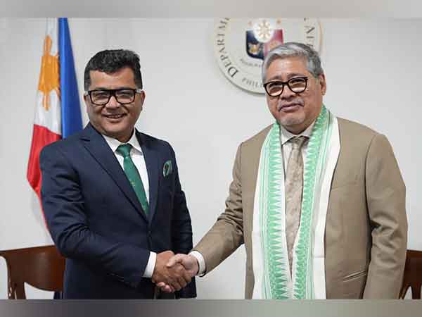 Union Minister of State for External Affairs Pabitra Margherita, Philippines Secretary of Foreign Affairs, Enrique Manalo (Image Credit: X/@PmargheritaBJP)
