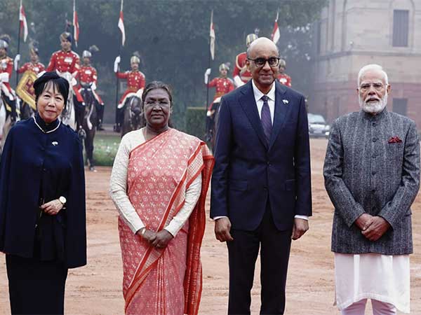 President of Singapore Tharman Shanmugaratnam with President Droupadi Murmu and PM Modi (Image: MEA)