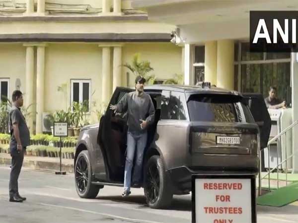 Siddharth Anand at Lilavati Hospital (Photo/ANI)