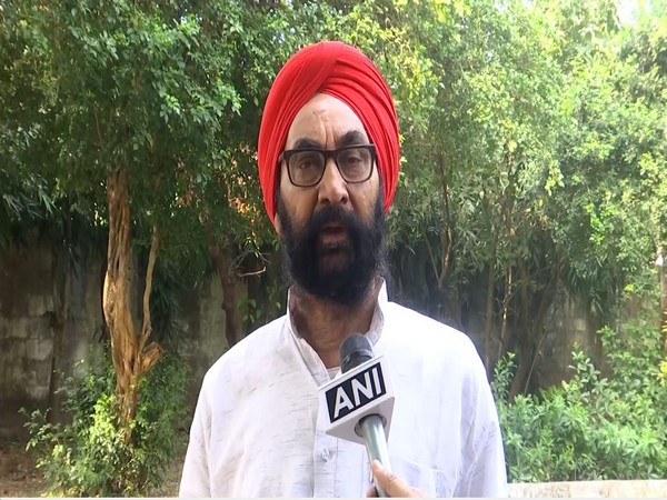 Senior Congress leader Santosh Singh Saluja. (Photo/ANI)