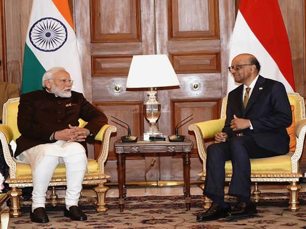 PM Modi and President Tharman Shanmugaratnam hold talks to strengthen India-Singapore relations during their meeting in New Delhi. (Photo: MEA)