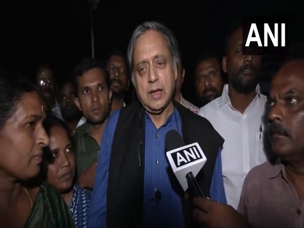  Congress MP Shashi Tharoor (Photo/ANI)