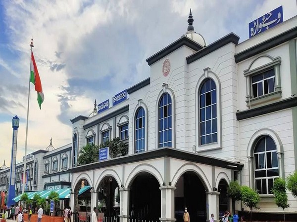 Vijayawada Railway Station (Photo/ANI) 