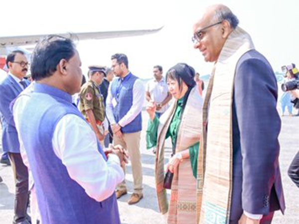 Odisha CM Mohan Charan Majhi with Singapore President Tharman Shanmugaratnam (Image: X@MohanMOdisha)