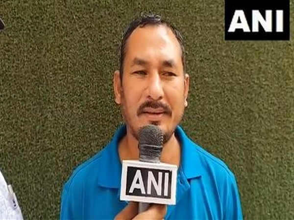  Bhajan Singh, the auto-rickshaw driver who took Actor Saif Ali Khan to Lilavati Hospital  (Photo/ANI)