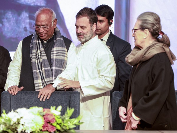 Congress leaders (Mallikarjun Kharge, Rahul Gandhi, Sonia Gandhi) (Photo/ANI)