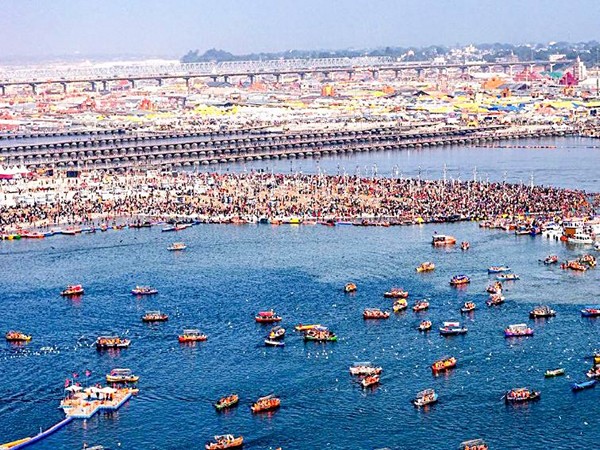 Aerial view of the devotees taking a dip at Triveni Sangam (Photo/ANI)