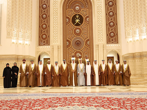 Saqr Ghobash and Khalid bin Hilal Al Maawali hold talks to strengthen UAE-Oman parliamentary ties. (Photo: WAM)