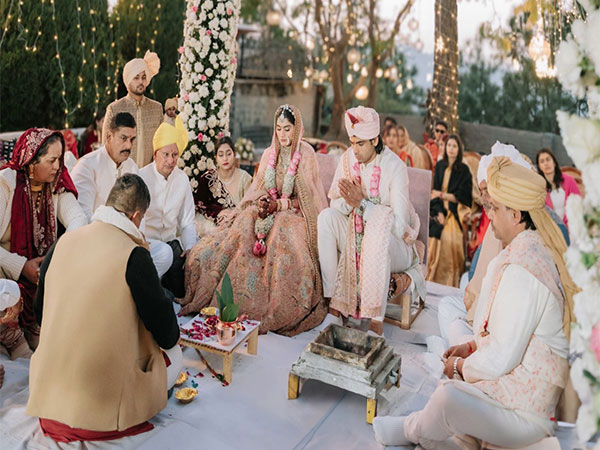 Neeraj Chopra with his wife Himani. (Photo: Neeraj Chopra X/@Neeraj_chopra1)