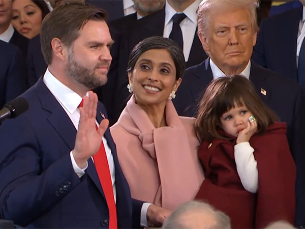 JD Vance with his wife Usha Vance and daughter (Photo/@realDonaldTrump)