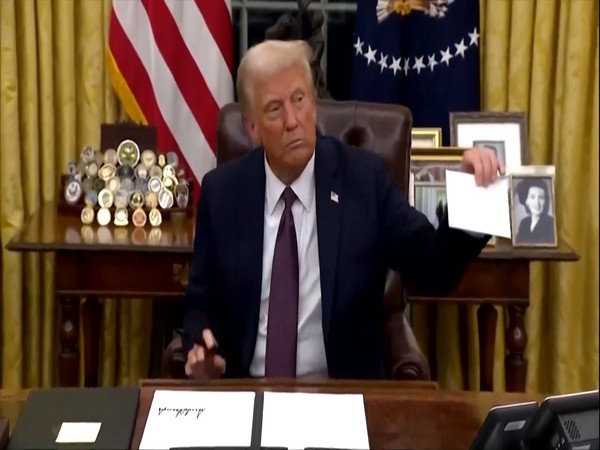 US President Donald Trump recieves letter from Joe Biden(Image/ANI)