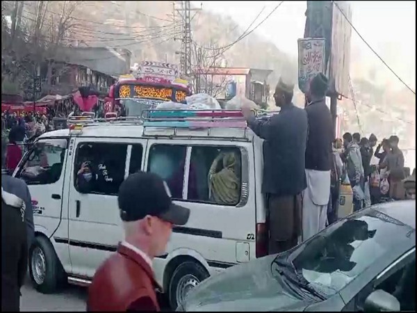 Traffic congestion in PoJK (Image source/ANI)