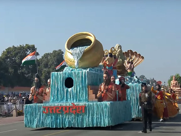 Tableau of Uttar Pradesh portraying Maha Kumbh (Photo/PMO Youtube)