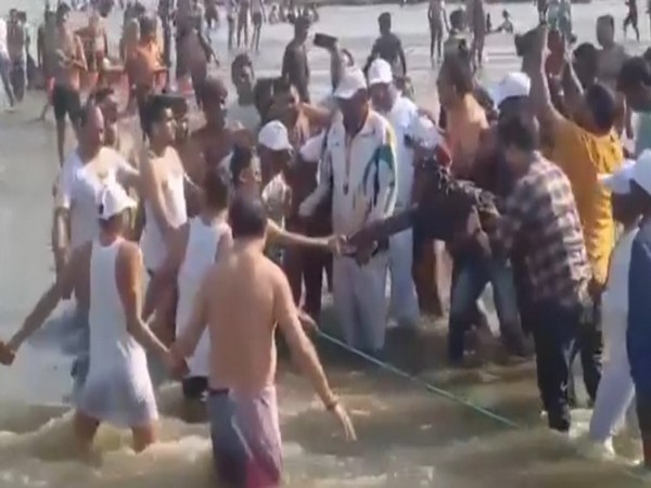 Samajwadi Party chief Akhilesh Yadav takes holy dip in Sangam (Photo/ANI)