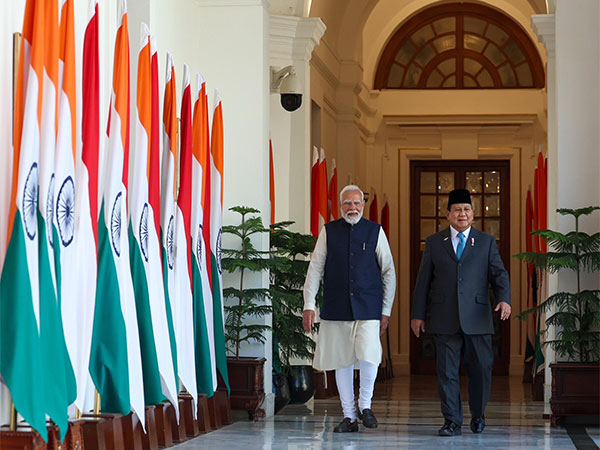 PM Narendra Modi and Indonesian President Prabowo Subianto (Photo/@narendramodi)