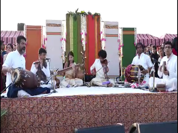 Artists performing at tge 'At Home' reception (Photo Source: Rashtrapati Bhavan)