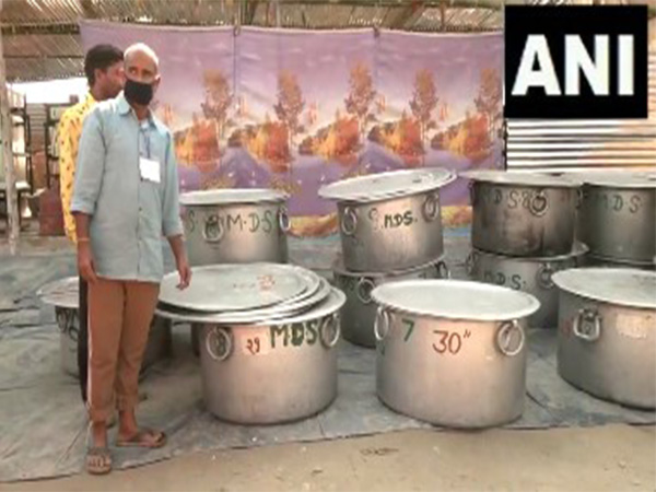 Visual of the special kitchen set up by Manav Dharm Shivir (Photo/ANI)