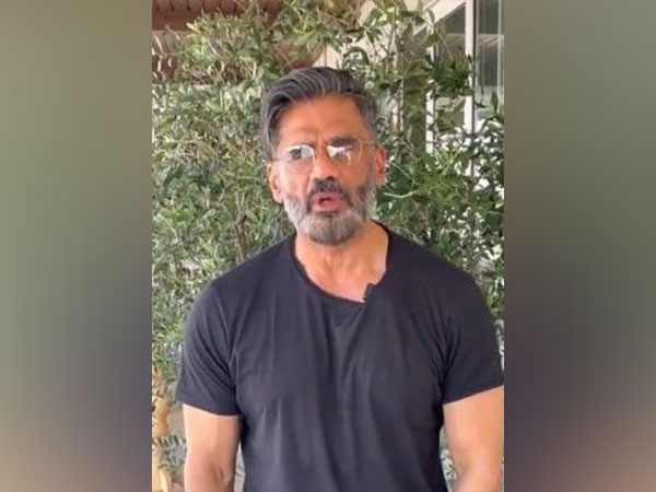 Actor Suniel Shetty (Photo/ Vishwa Shanti Sewa Charitable Trust)