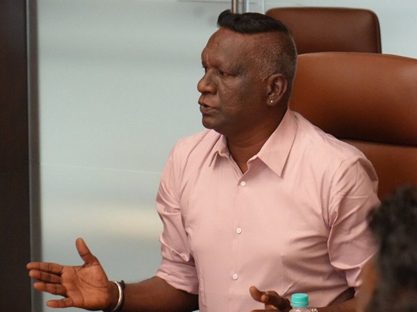  Inivalappil Mani Vijayan (Photo: AIFF)