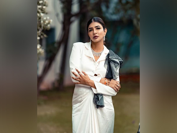 lakshmimanchu (Photo/instagram/@lakshmimanchu)