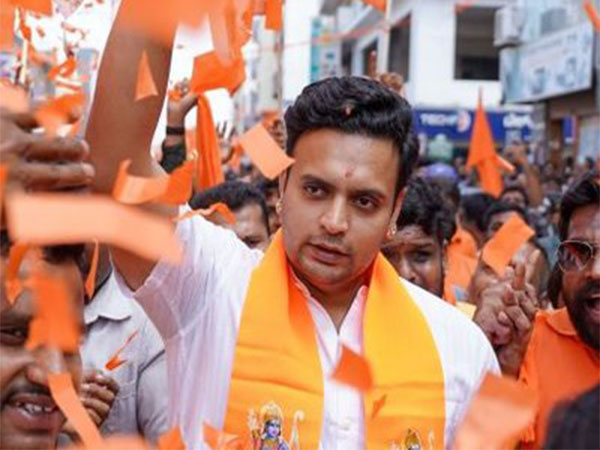  BJP Member of Parliament from Mysore-Kodagu, Yaduveer Wadiyar, (File Photo/@yaduveerwadiyar))