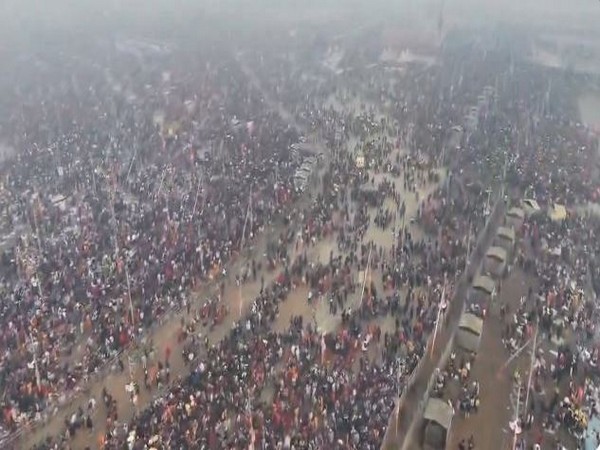 Large crowds of Devotees at Prayagraj (Photo/ANI)