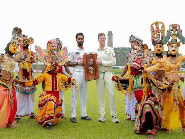 Dhananjaya de Silva and Steve Smith (Photo: X/@OfficialSLC)