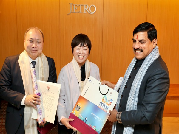 CM Mohan Yadav discusses investment opportunities in Japan with JETRO Chairman Susumu Kataoka.