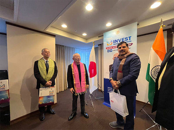 MP CM Mohan Yadav meets Uniqlo's founder Tadashi Yanai (Photo/ANI)